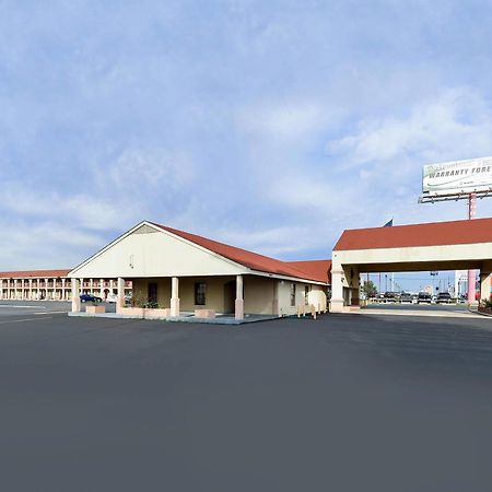 Americas Best Value Inn Конро Экстерьер фото