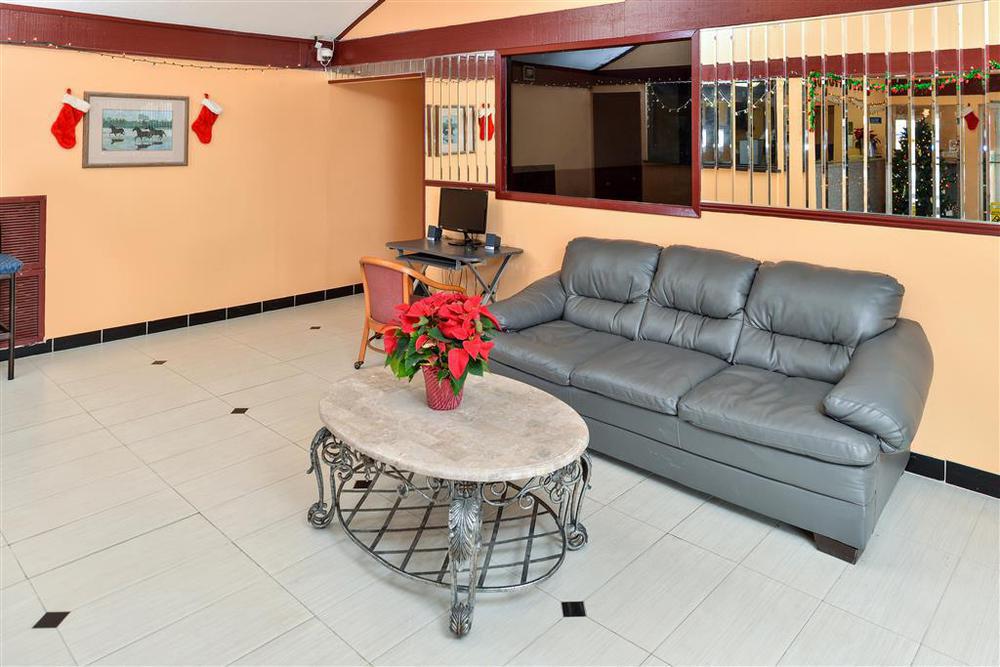 Americas Best Value Inn Конро Интерьер фото