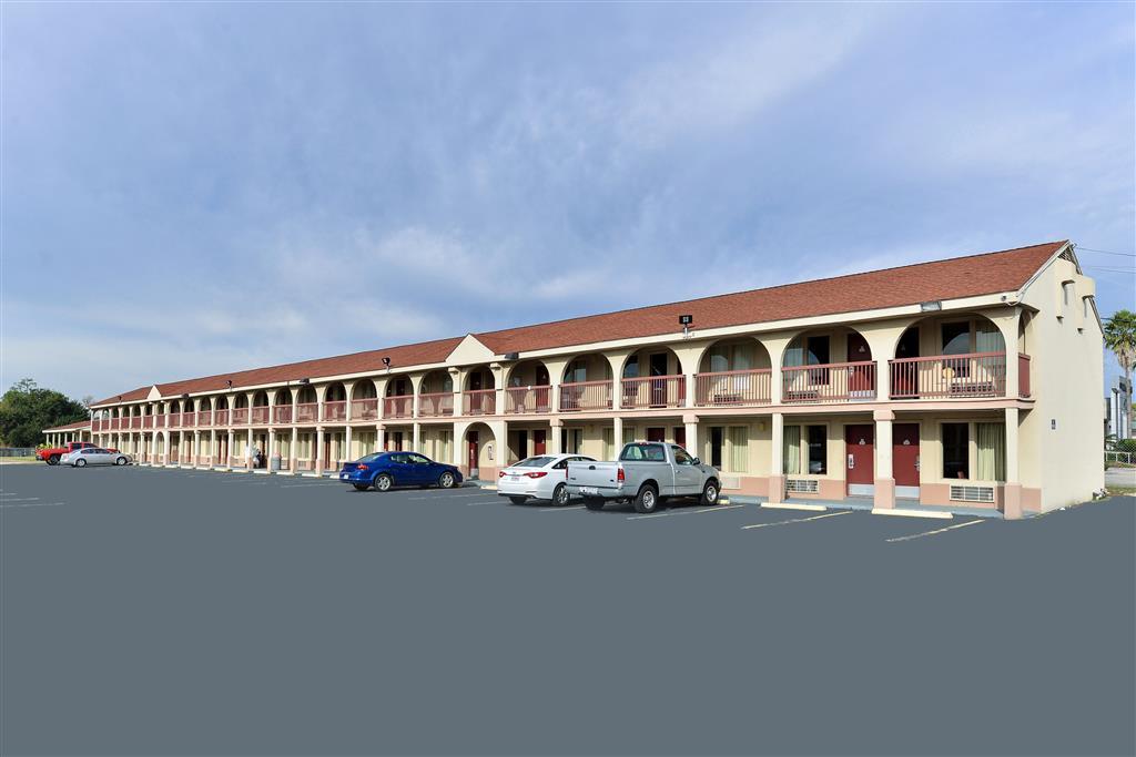 Americas Best Value Inn Конро Экстерьер фото